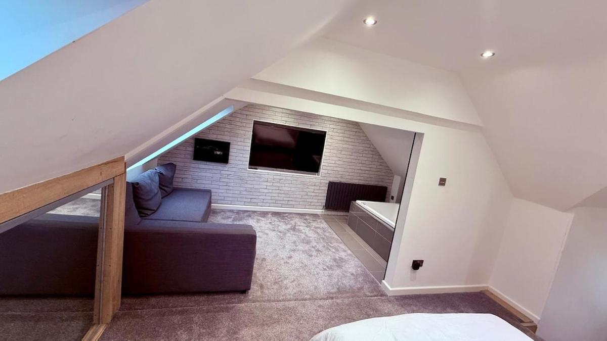 Exclusive Old Town With Jacuzzi Apartment *